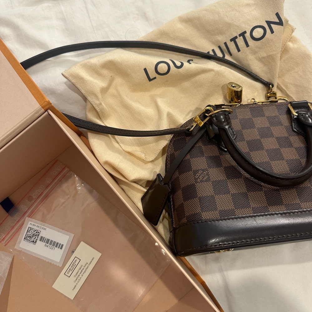 Louis Vuitton Alma BB